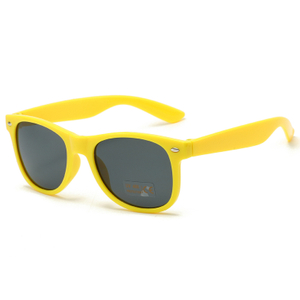 88163-5 Estilo WayFarer Frame de cores amarelo brilhante com rebites prateados promove óculos de sol de vendas